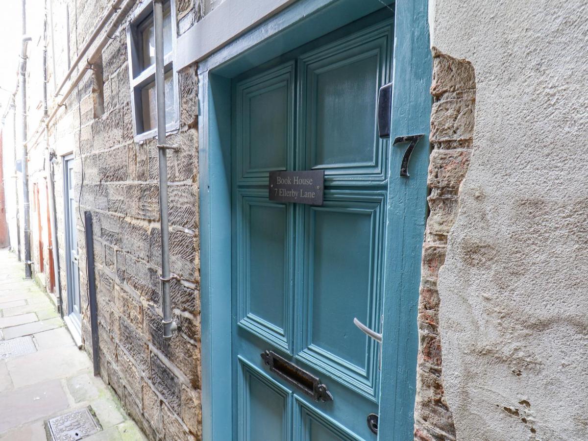 Book House Leilighet Whitby Eksteriør bilde